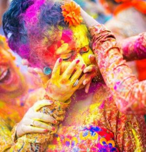 यसवर्षको होली घर कम्पाउन्डभित्रै खेल्नुपर्ने, दल र उम्मेदवारको टिसर्ट लगाउन नपाइने