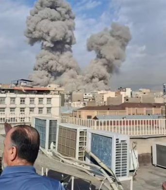 इरानमा थप ९६ जनाको मृत्यु, अहिलेसम्म ७४२ जना मारिए, अमेरिकाले नागरिकलाई भन्यो १५ देशबाट चाडै बाहिरिनू