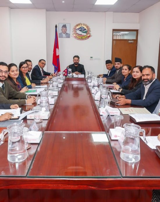 मन्त्रिपरिषद्का ३ निर्णयहरुः सशस्त्रको आइजिपीमा  नारायणदत्त पौडेल