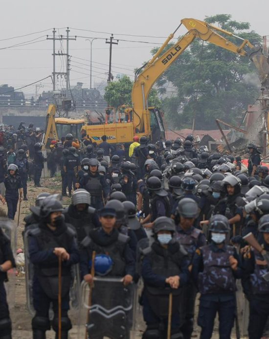 मनोहराको सुकुम्बासी बस्ती भत्काइयो