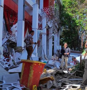 इन्डोनेसियामा ७  दशमलव ४ म्याग्निच्युडको भूकम्प, जनधनमा क्षति