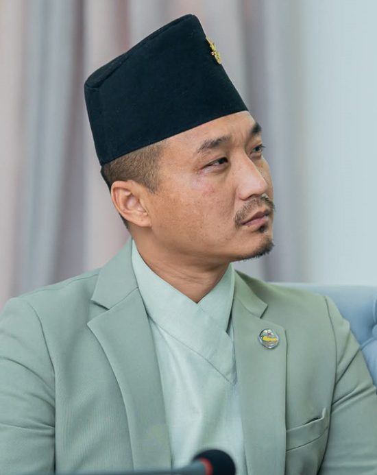 गृहमन्त्रीबाट सुधन गुरुङको राजीनामा