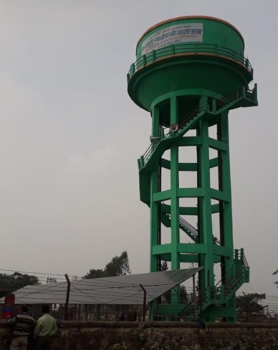 कटहरी खानेपानी आयोजनामा सञ्चालकले तिरेनन् बक्यौता, महसुल तिर्ने उपभोक्ताको धारामा भने लेदोयुक्त पानी