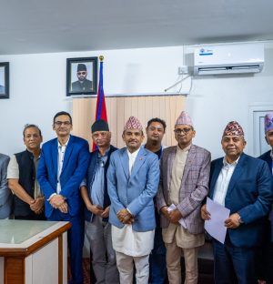सरकार र चिकित्सकबीच पाँच बुँदे सहमति, भोलिदेखि अस्पताल खुल्ने