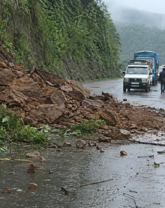 आज यी प्रदेशमा ठूलो वर्षाको सम्भावना, यी नदी तथा खोलामा छ बाढीको जोखिम