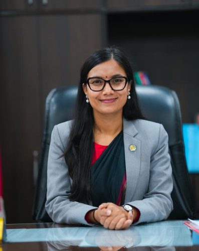 अब आमालाई कम्तीमा ६ महिना प्रसूति बिदा, बुबालाई ४२ दिनसम्म प्रसूति स्याहार बिदा