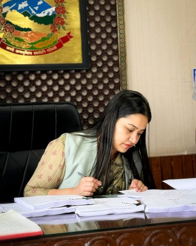 बहुप्रतिक्षित निजामती विधेयक संसद्मा, कर्मचारीलाई ९ प्रकारका बिदादेखि पेन्सनसम्म नयाँ व्यवस्था