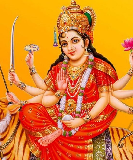 नवरात्रको तेस्रो दिनः  चन्द्रघण्टा देवीको विशेष पूजा आराधना गरिँदै