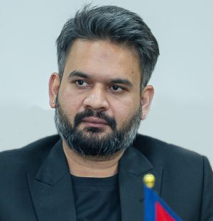कांग्रेसले ०१५ साल भूमिहीनलाई जग्गा उपलब्ध गराउने लेख्यो , हामीले लालपुर्जा वितरण सुरु गर्‍यौंः बालेन